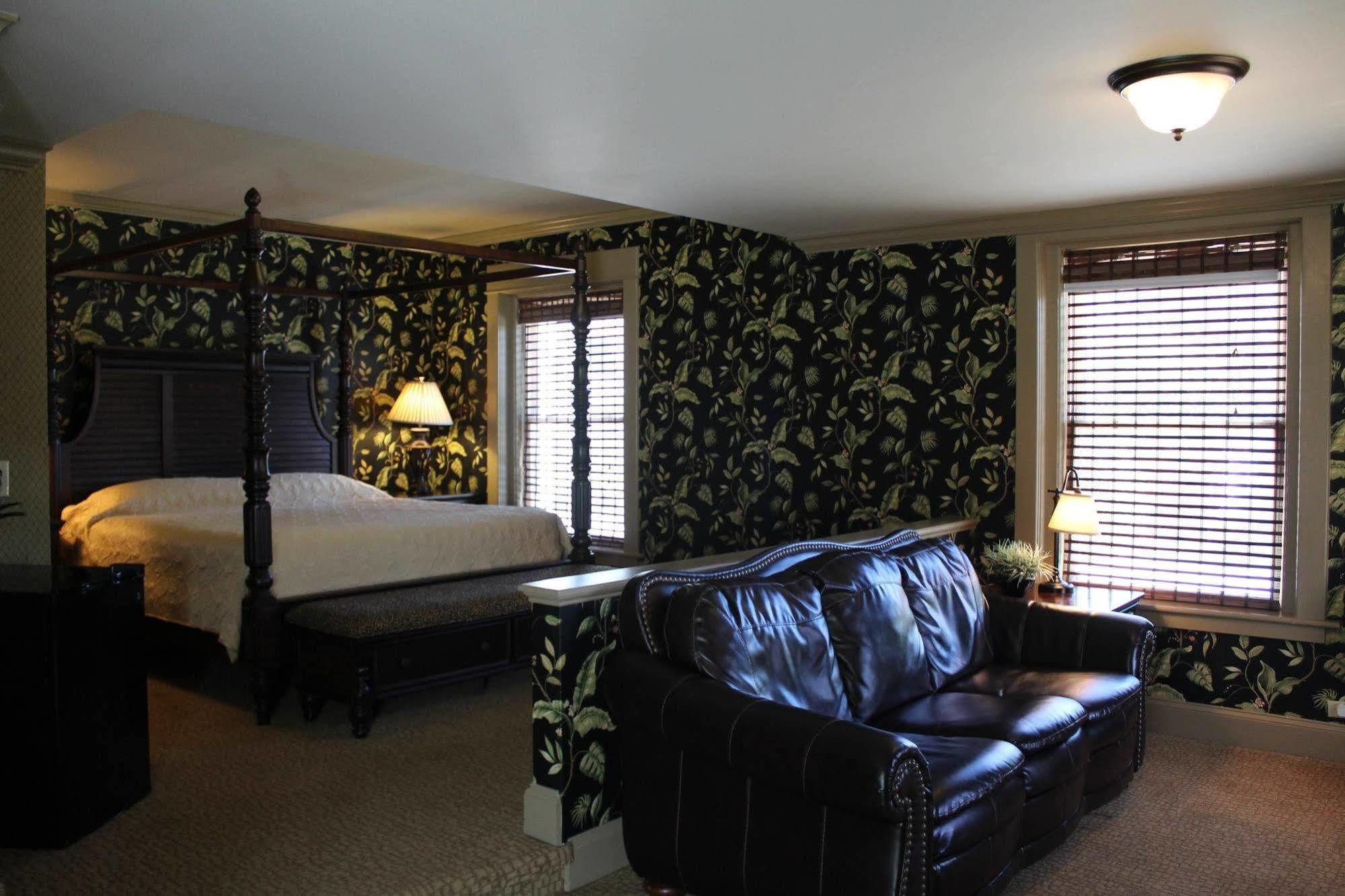 White Inn Fredonia Bagian luar foto
