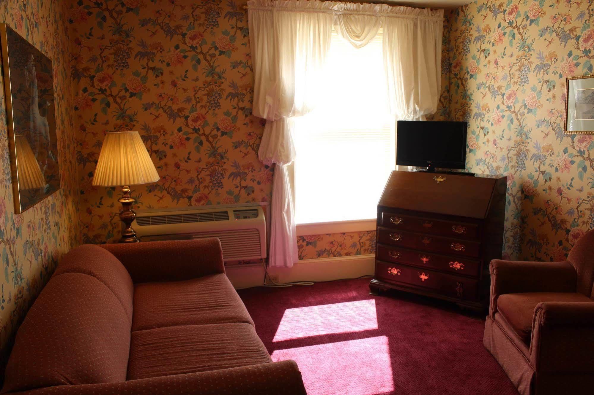 White Inn Fredonia Bagian luar foto